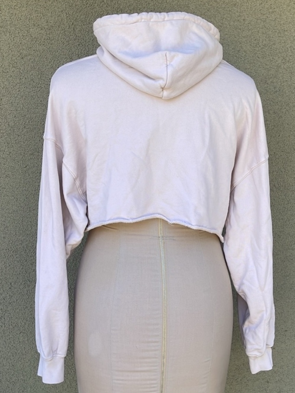 Free People Daydreamer Wild Cat Skate Park Graphic Cropped Hoodie - Picture 6 of 8